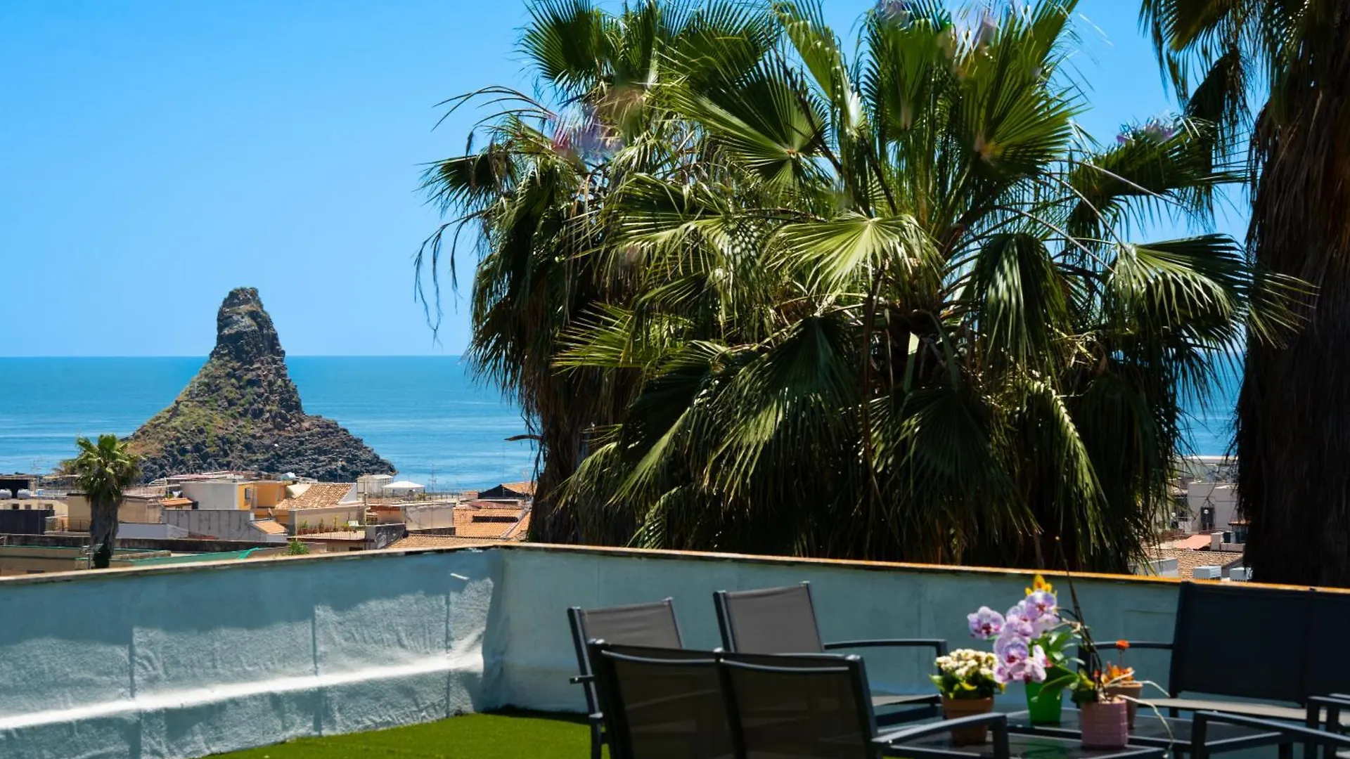 Holiday home Silvanae Apartment Aci Trezza Italy